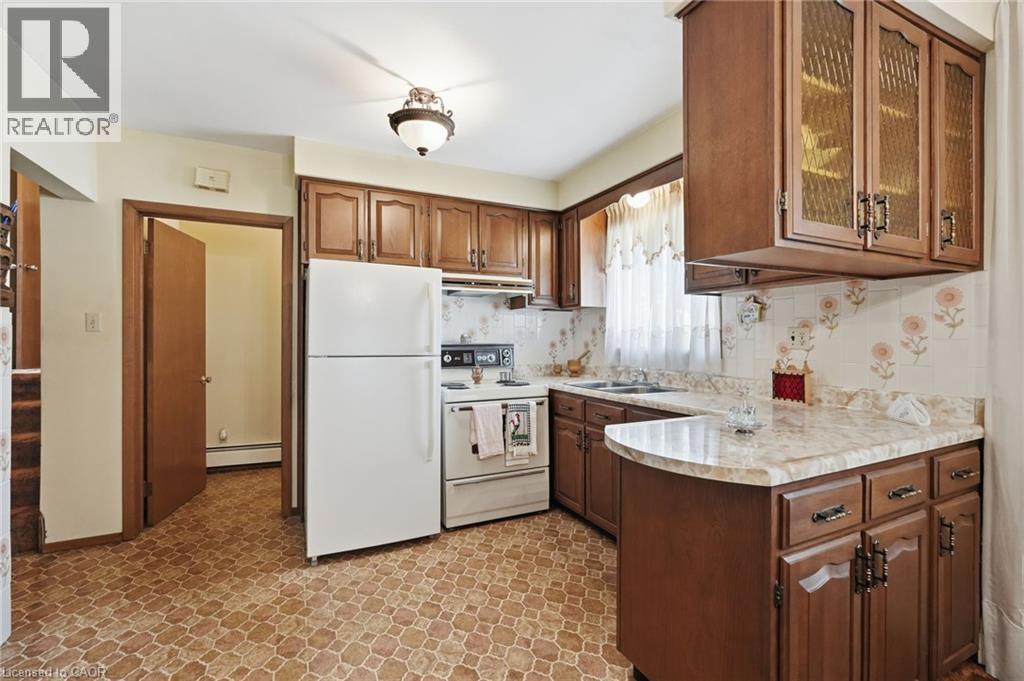 4587 THIRD Avenue - 13