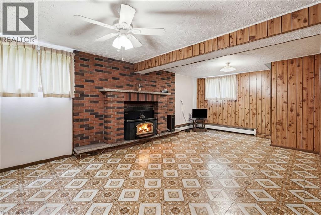 4587 THIRD Avenue - 33