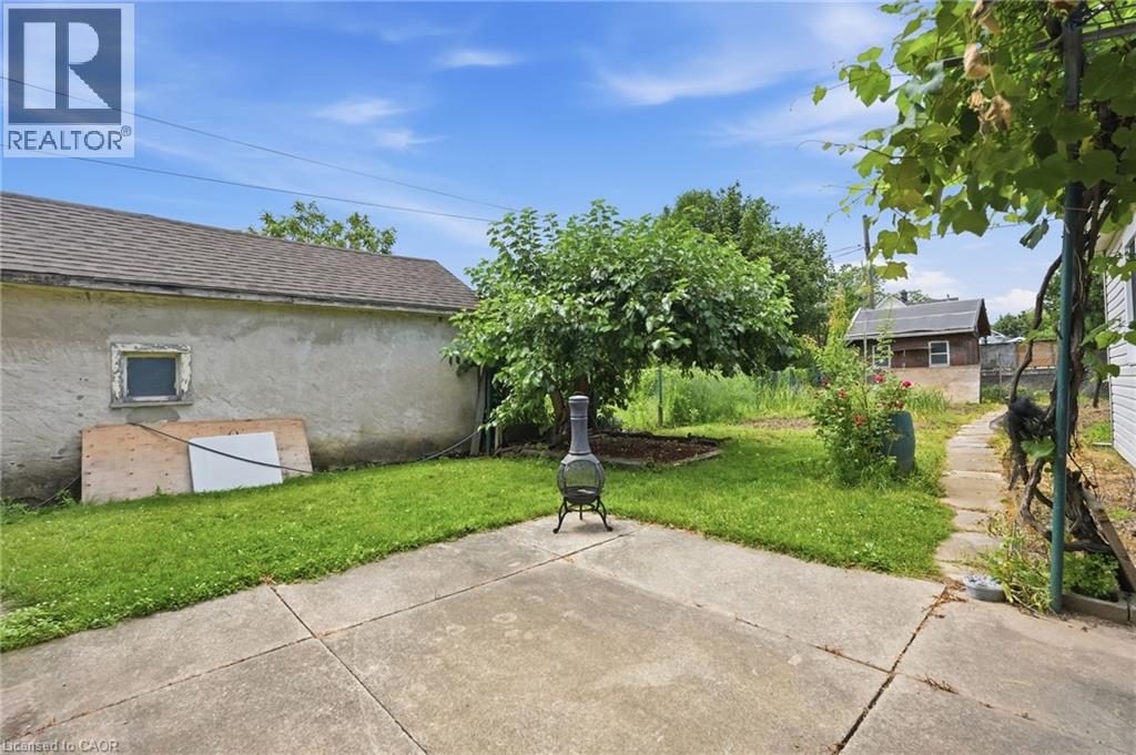 4587 THIRD Avenue - 44