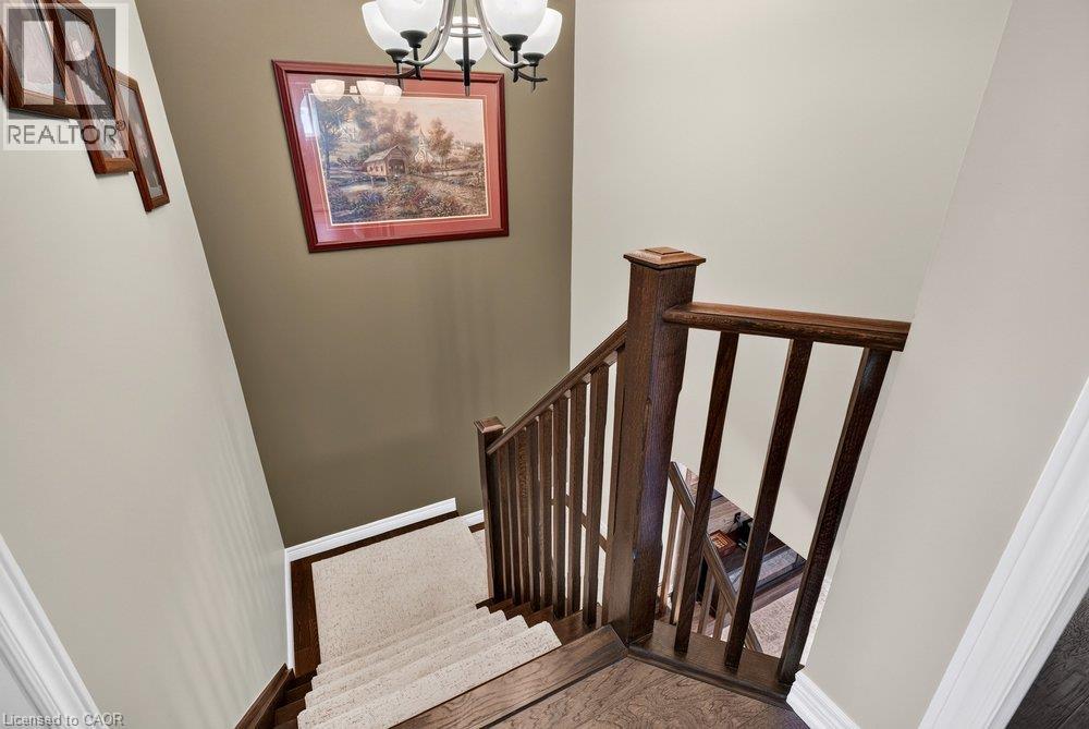 273 FESTIVAL Way - Image 31