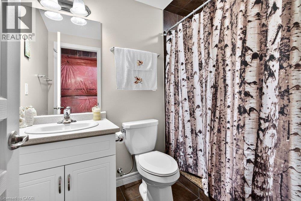 273 FESTIVAL Way - Image 32