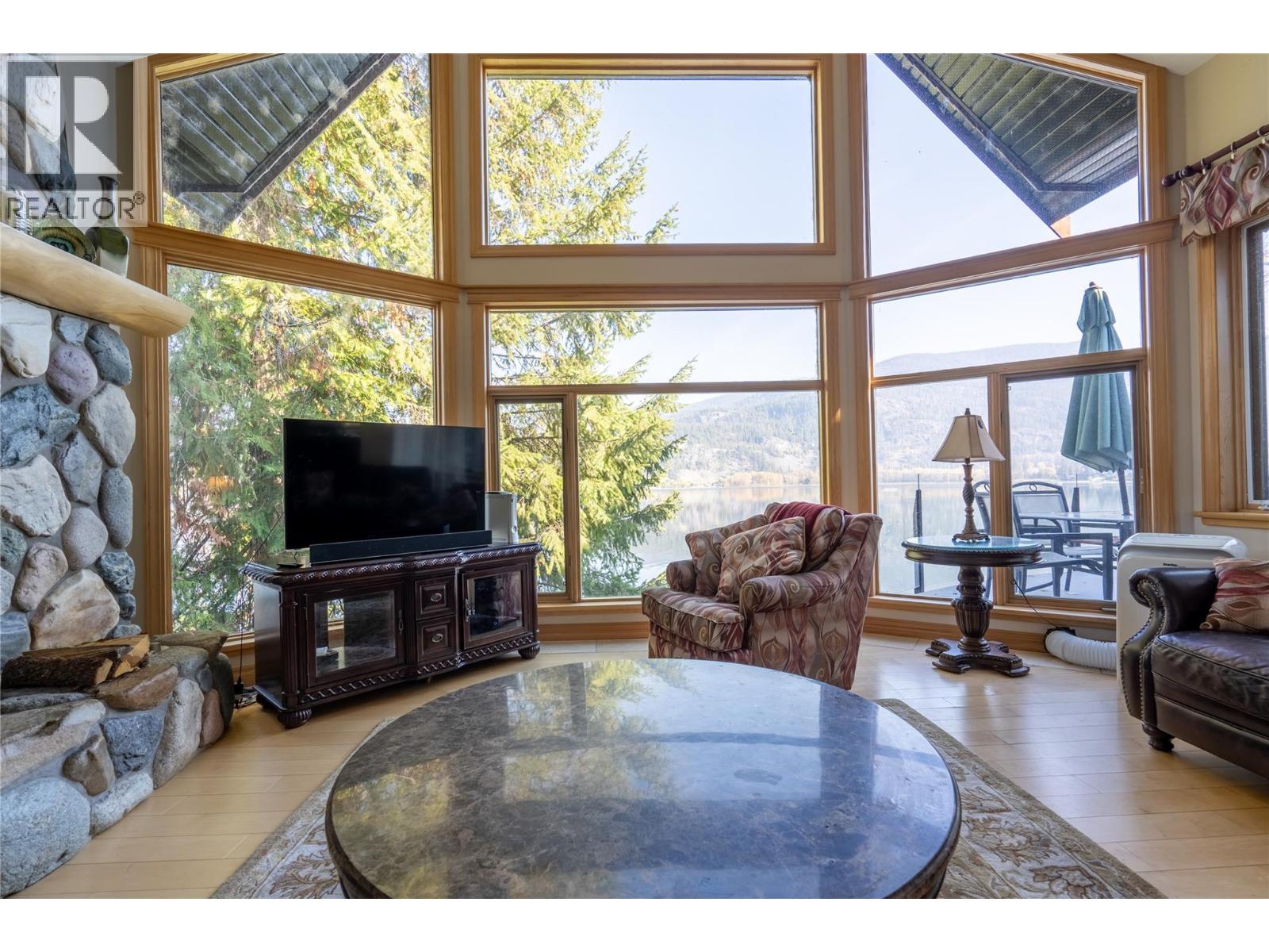 1722 WEST LAKE Drive - Image 19
