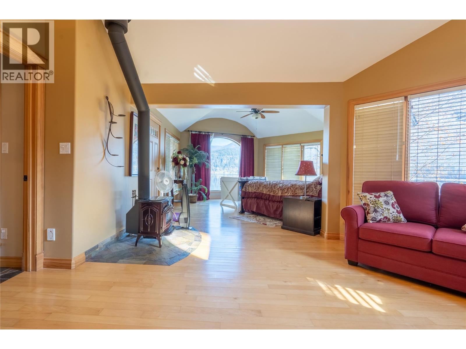 1722 WEST LAKE Drive - 40