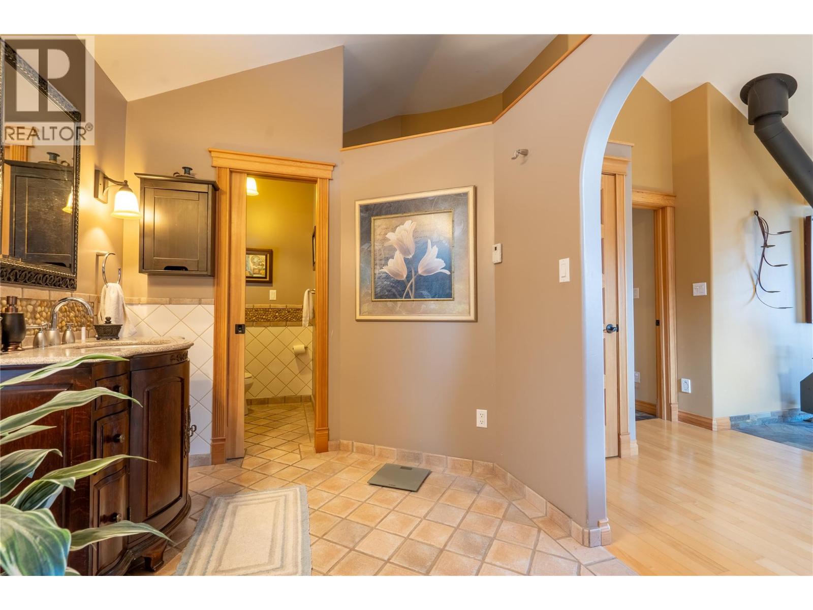 1722 WEST LAKE Drive - 38