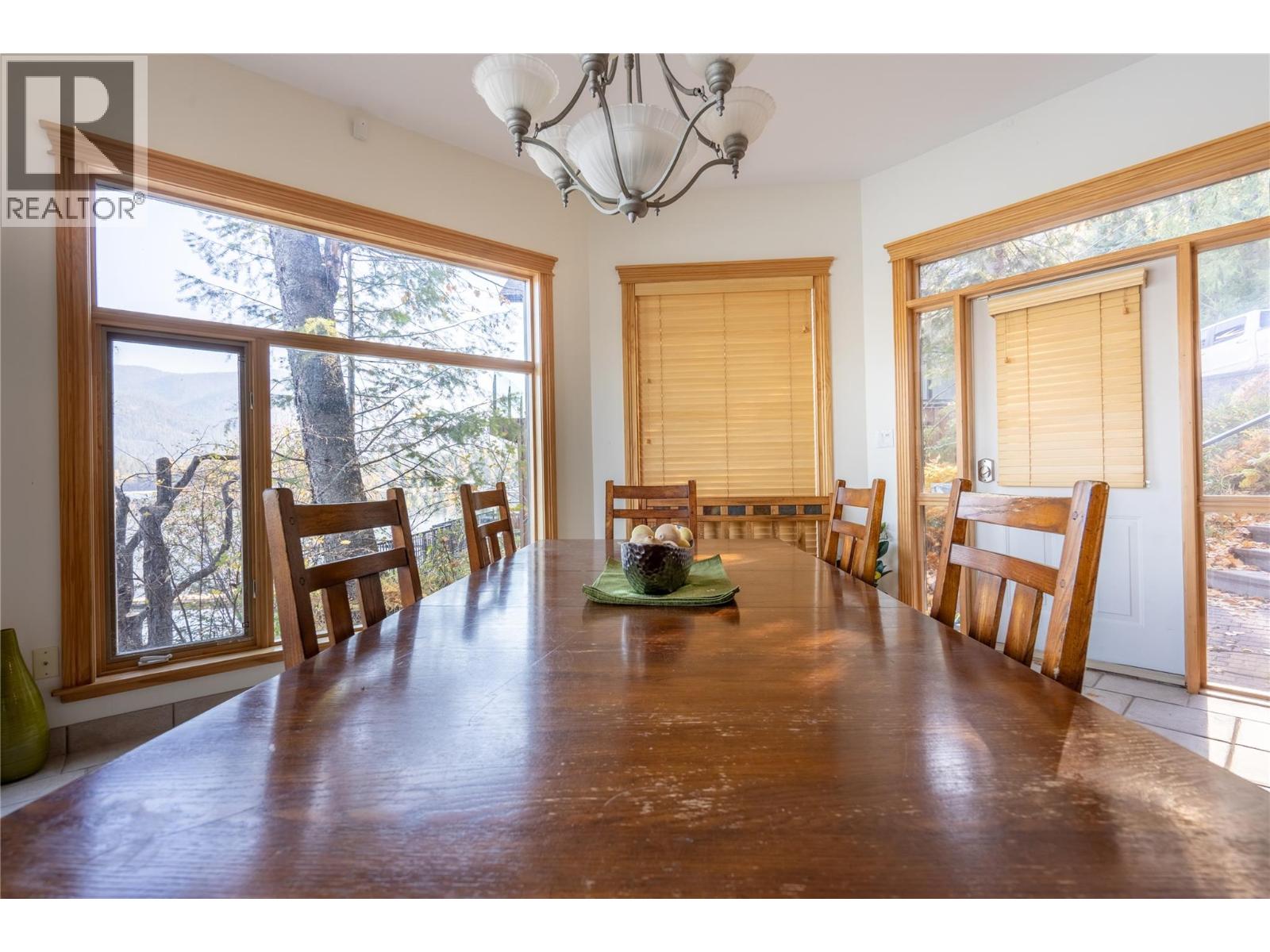 1722 WEST LAKE Drive - 56