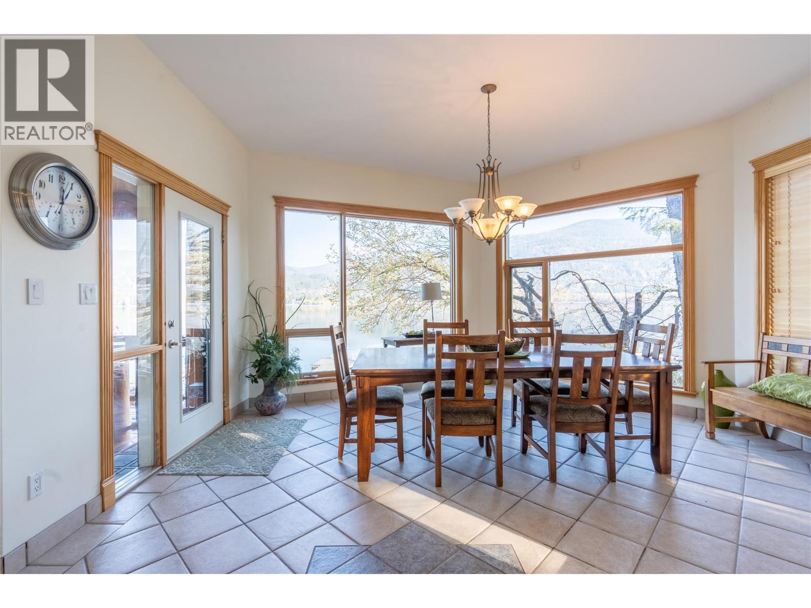 1722 WEST LAKE Drive - 58