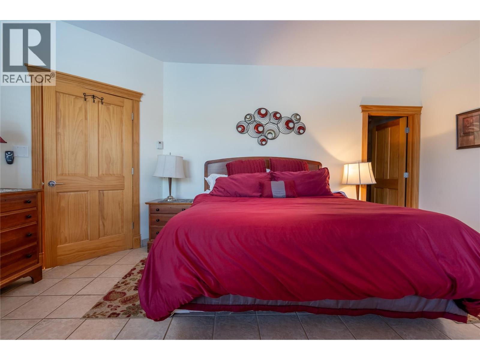 1722 WEST LAKE Drive - 72