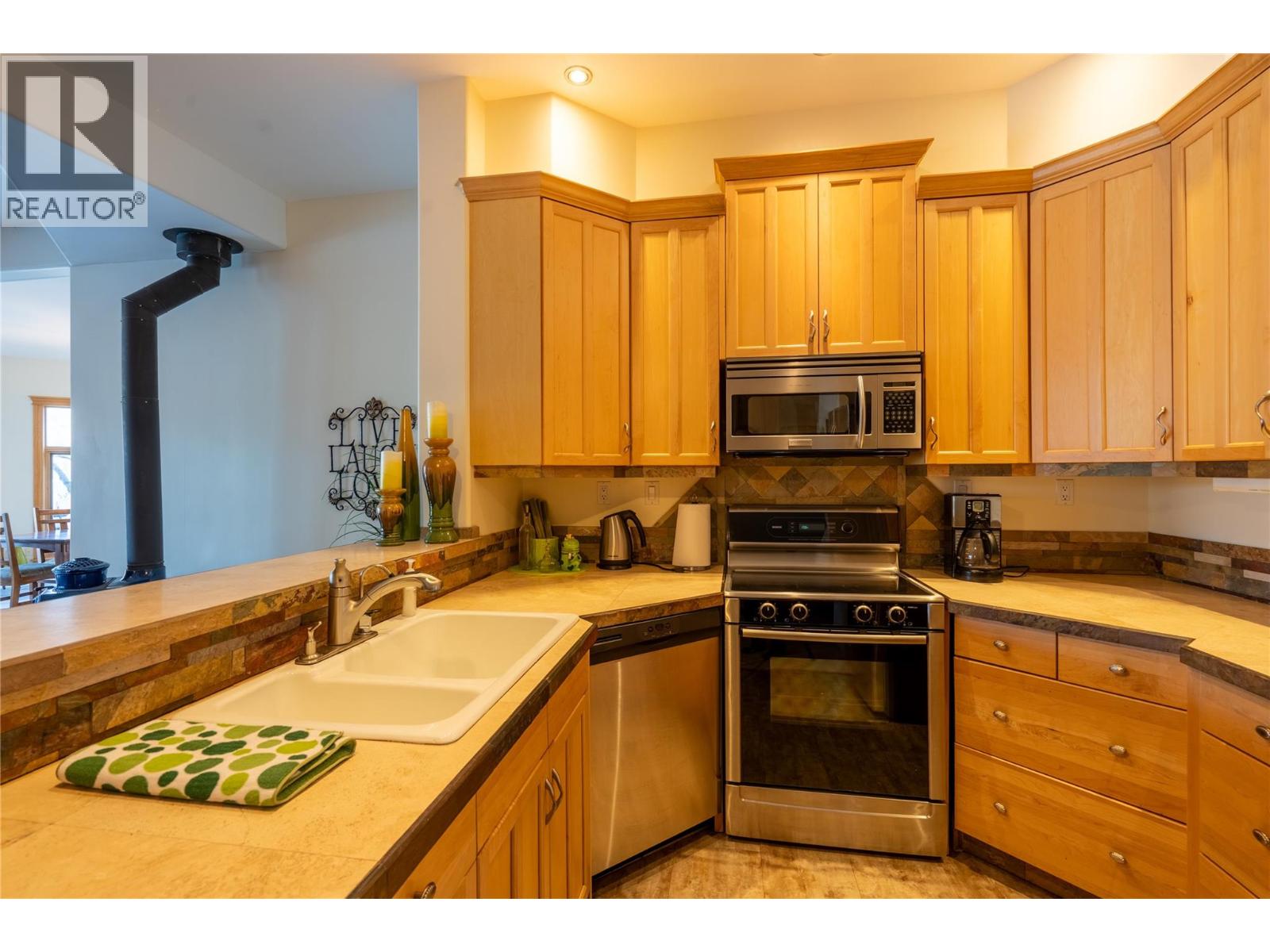 1722 WEST LAKE Drive - 62