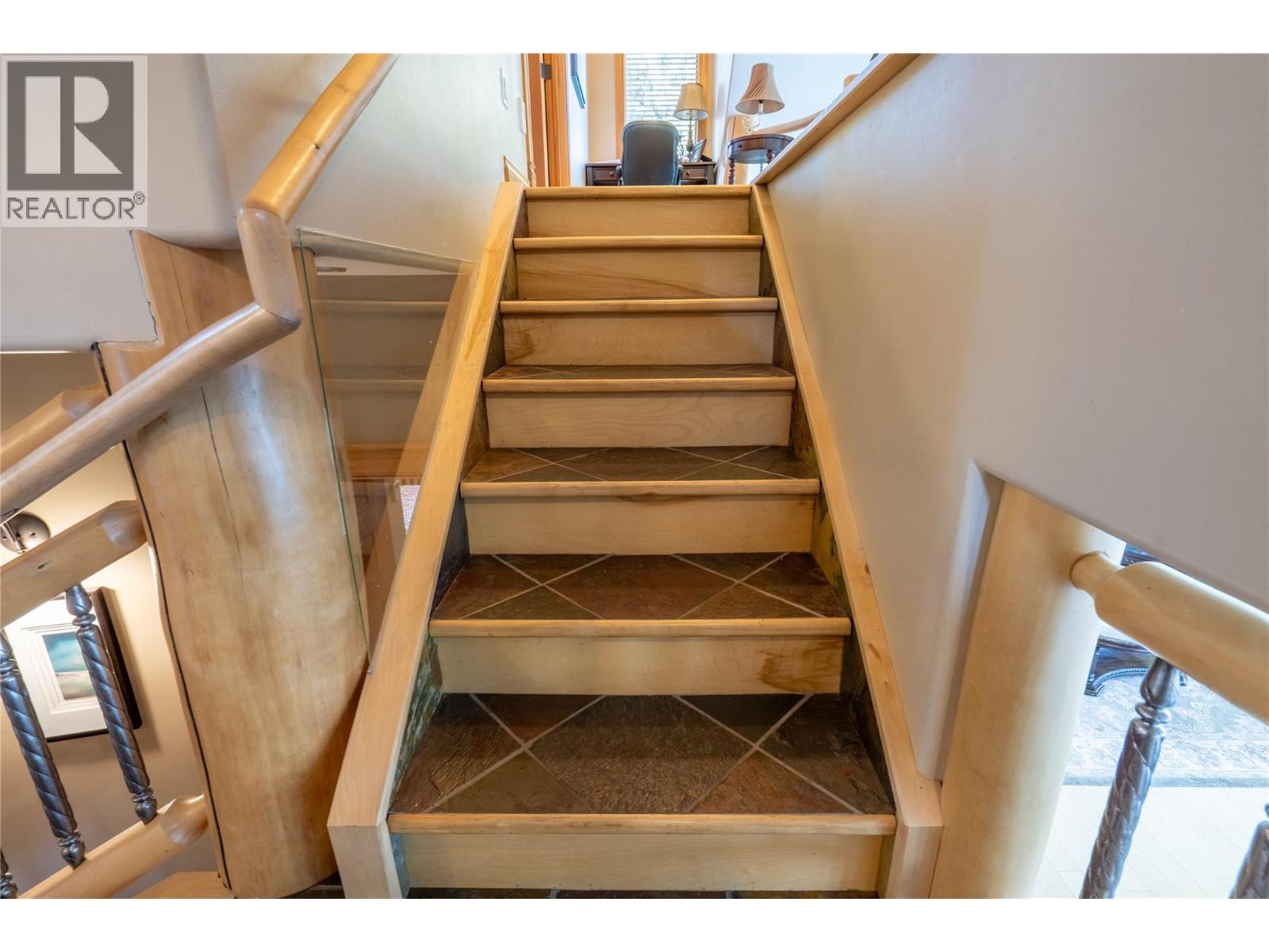 1722 WEST LAKE Drive - 32