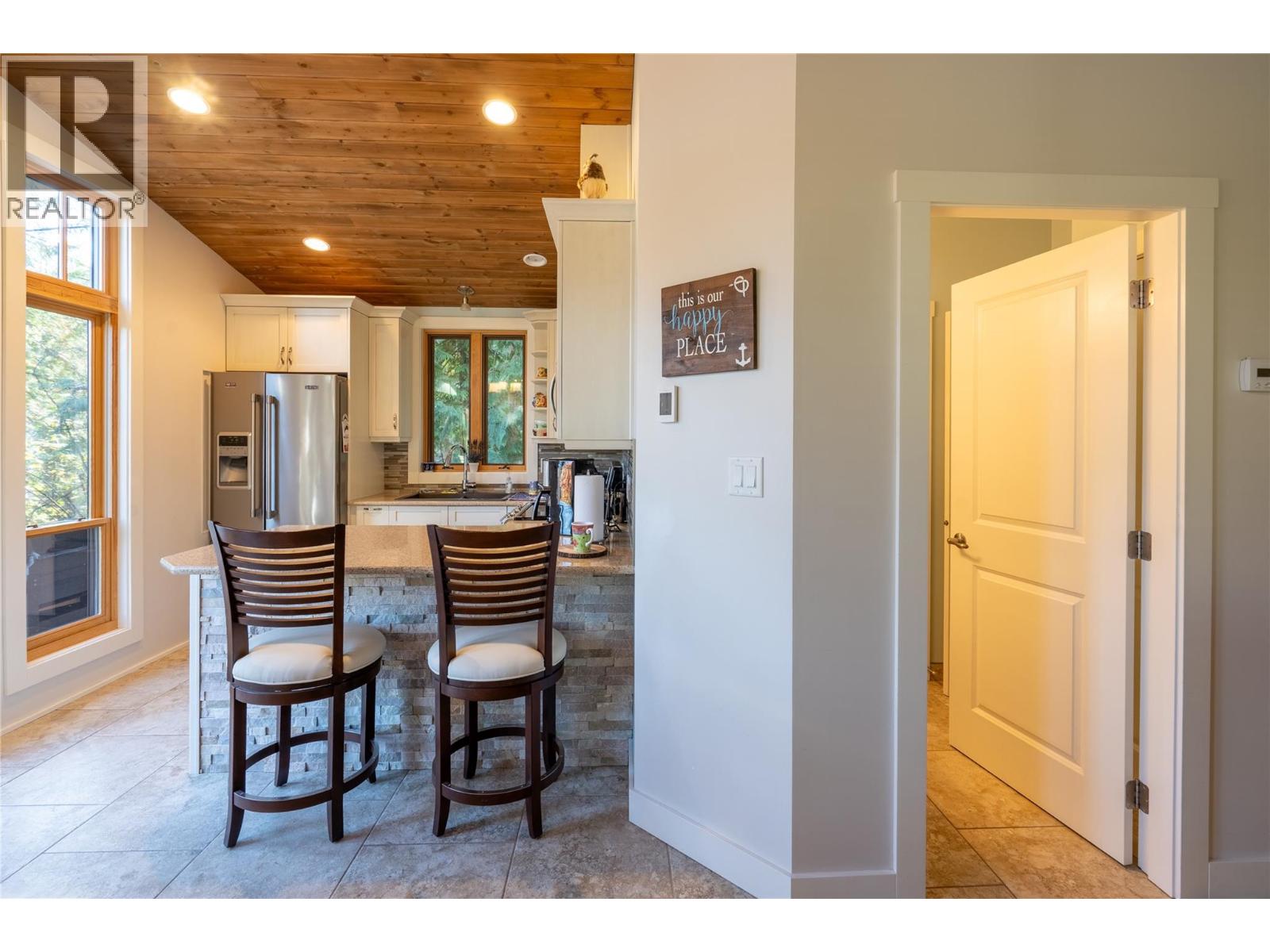 1722 WEST LAKE Drive - 77