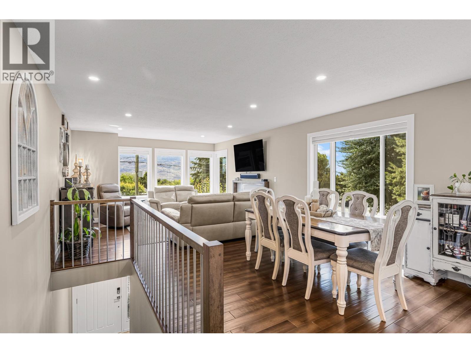 6064 Ellison Avenue - 8