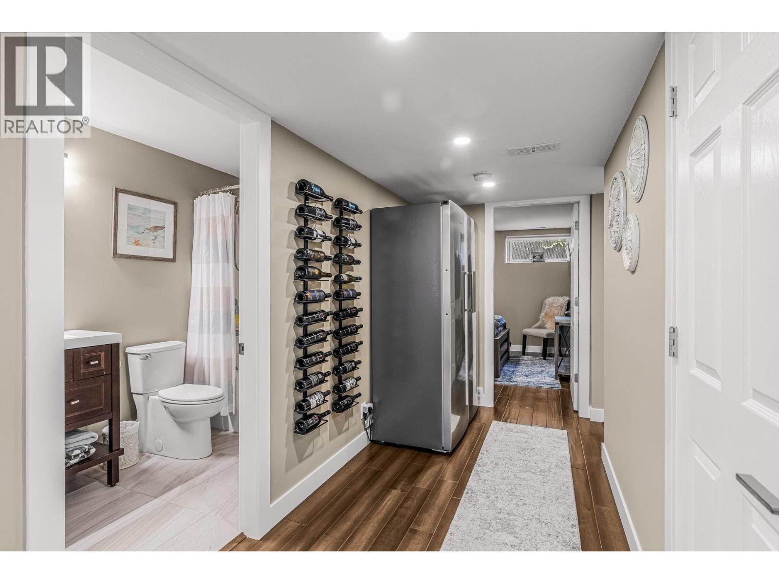6064 Ellison Avenue - 25