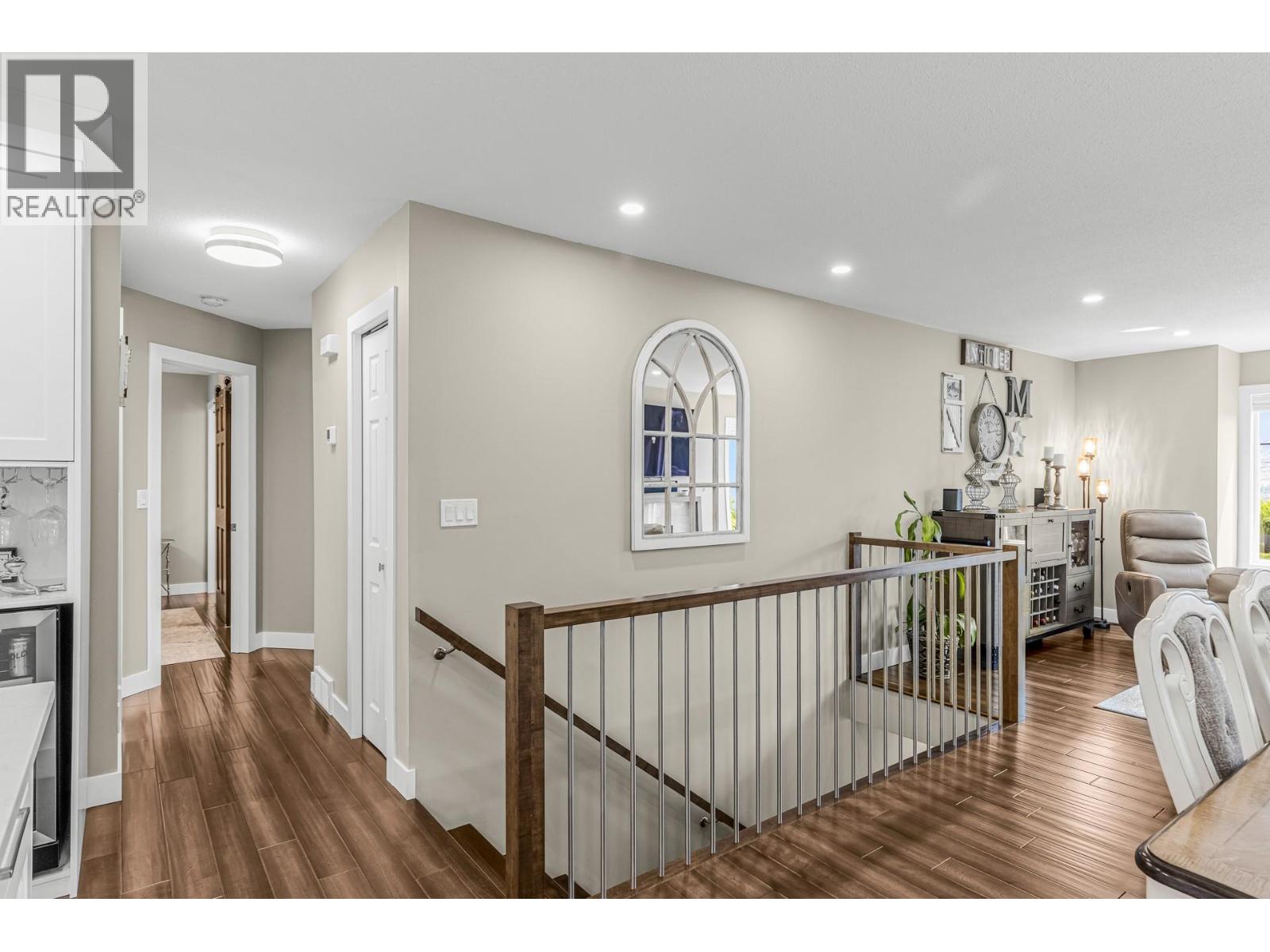 6064 Ellison Avenue - 12