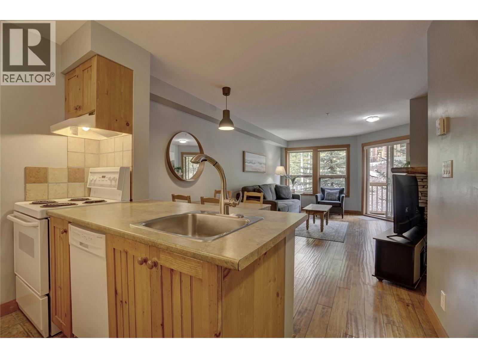 #322 2080 Summit Drive - 5