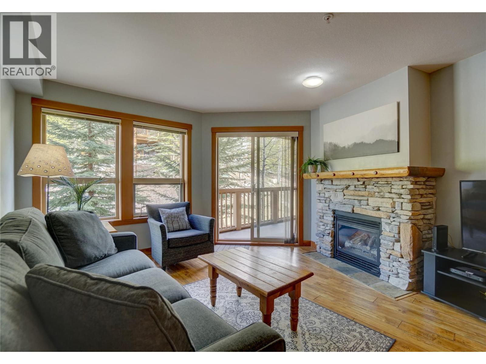 #322 2080 Summit Drive - 1