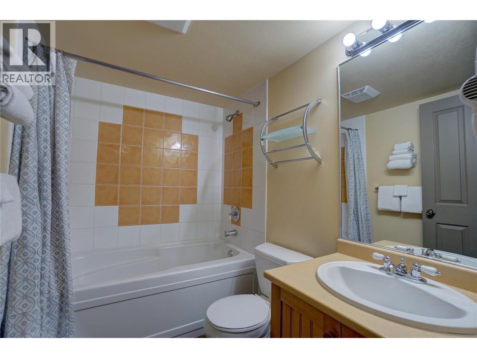 #322 2080 Summit Drive - 9