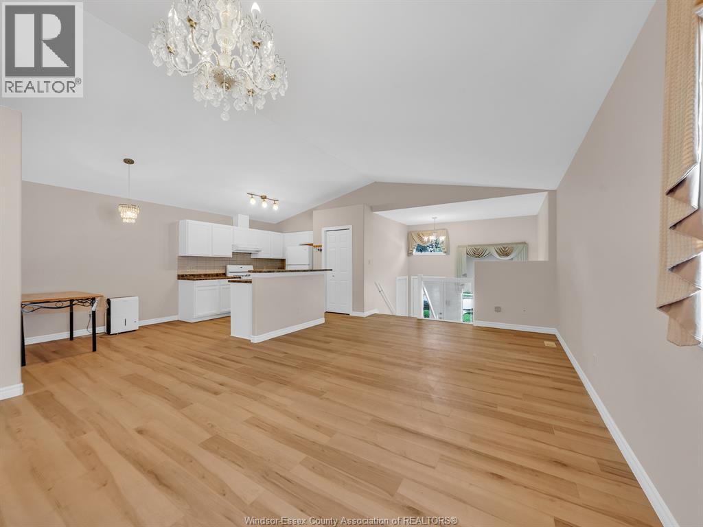 1455 DOBRICH STREET - 24