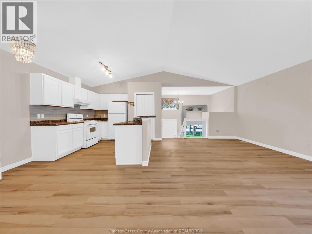 1455 DOBRICH STREET - 25