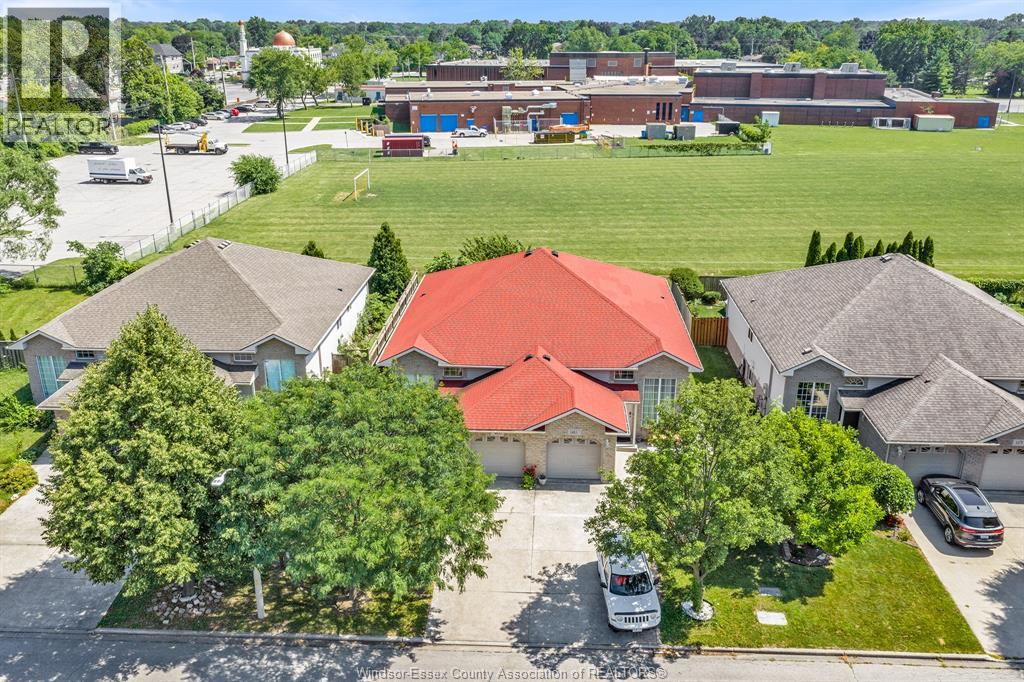 1455 DOBRICH STREET - 31