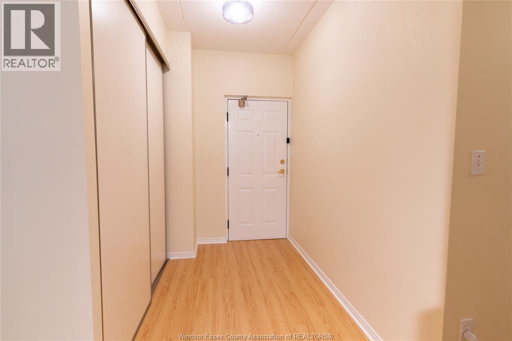1885 NORMANDY Unit# 104, LaSalle — photo 3