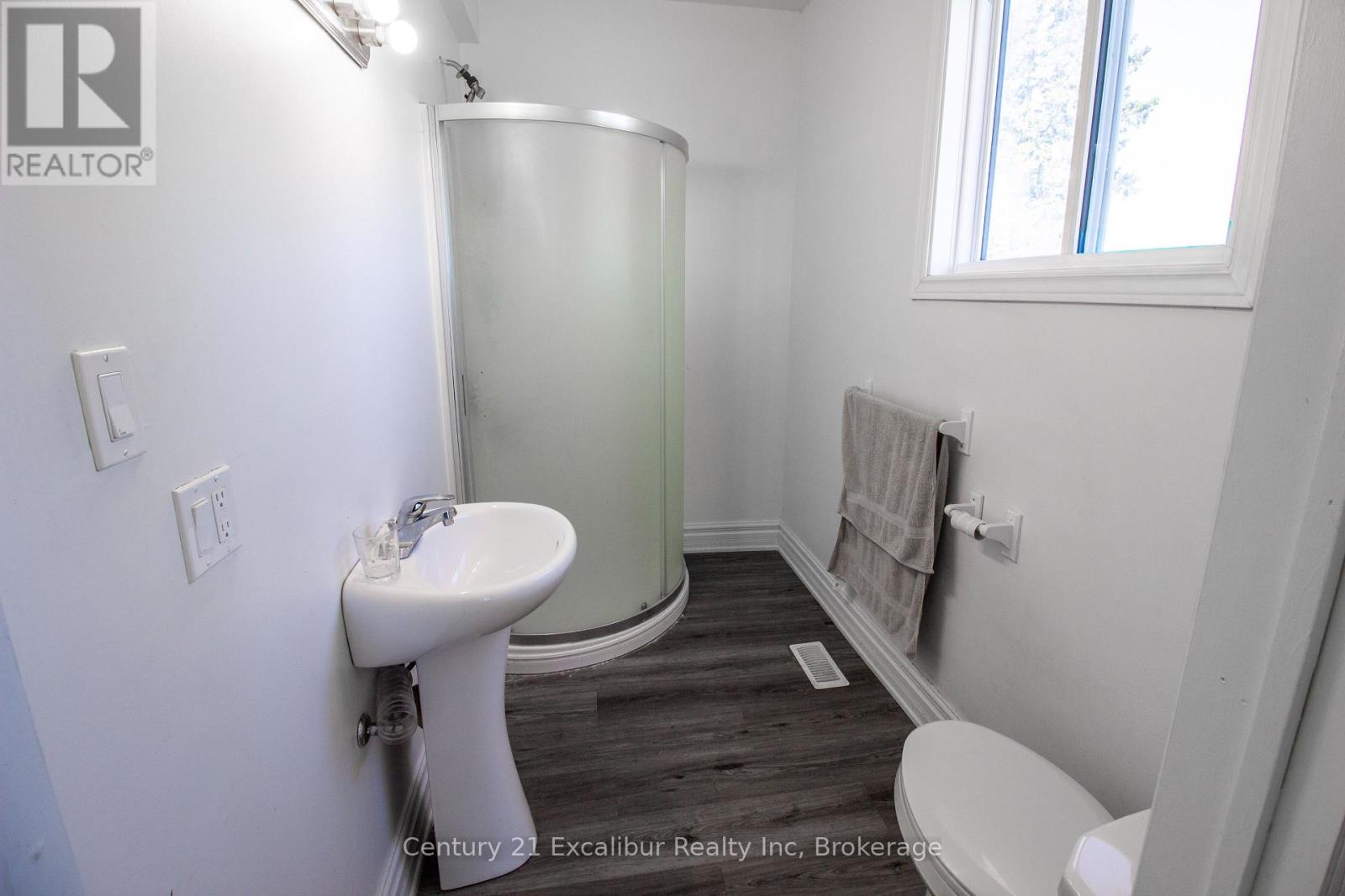 8323 LINE 12 STREET - Image 10