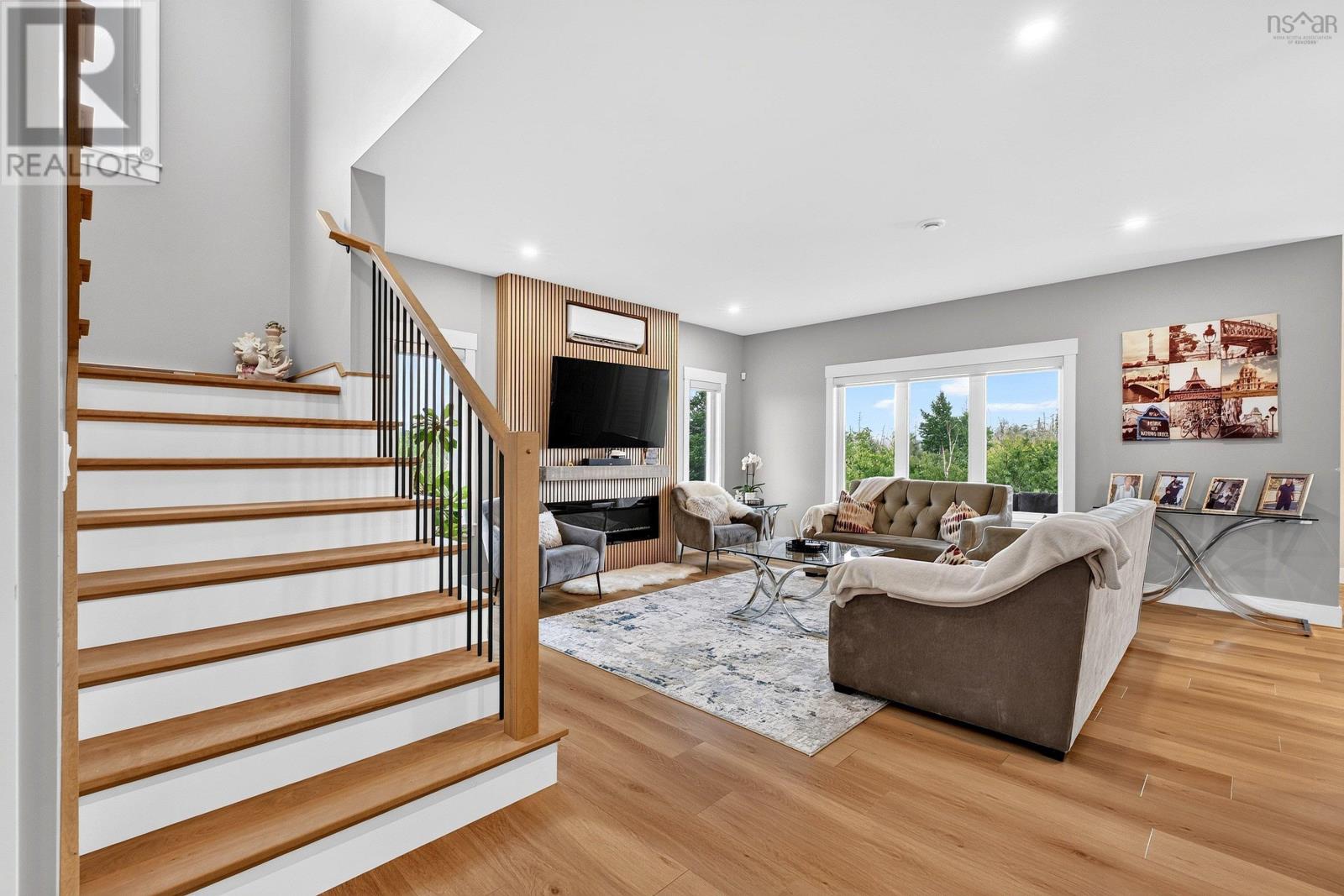 500 Hemlock Drive - 4