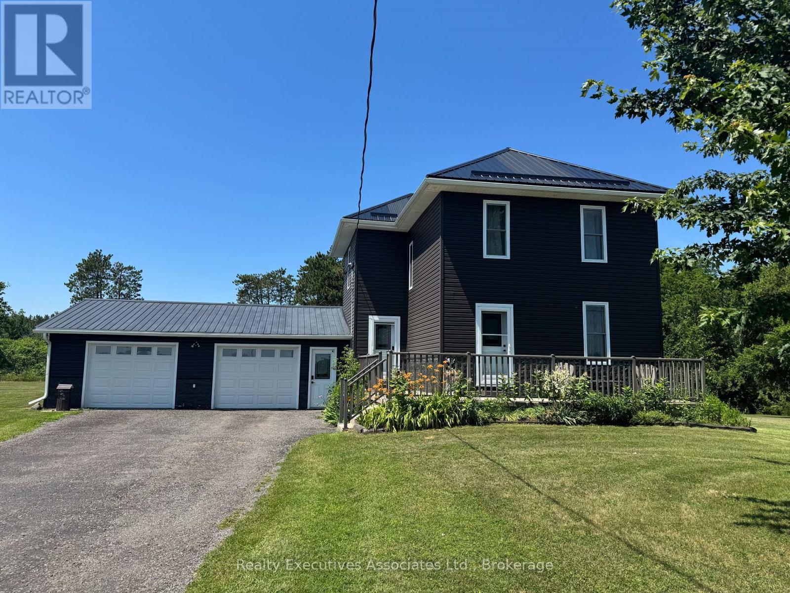 108 GODOLPHIN ROAD - 1