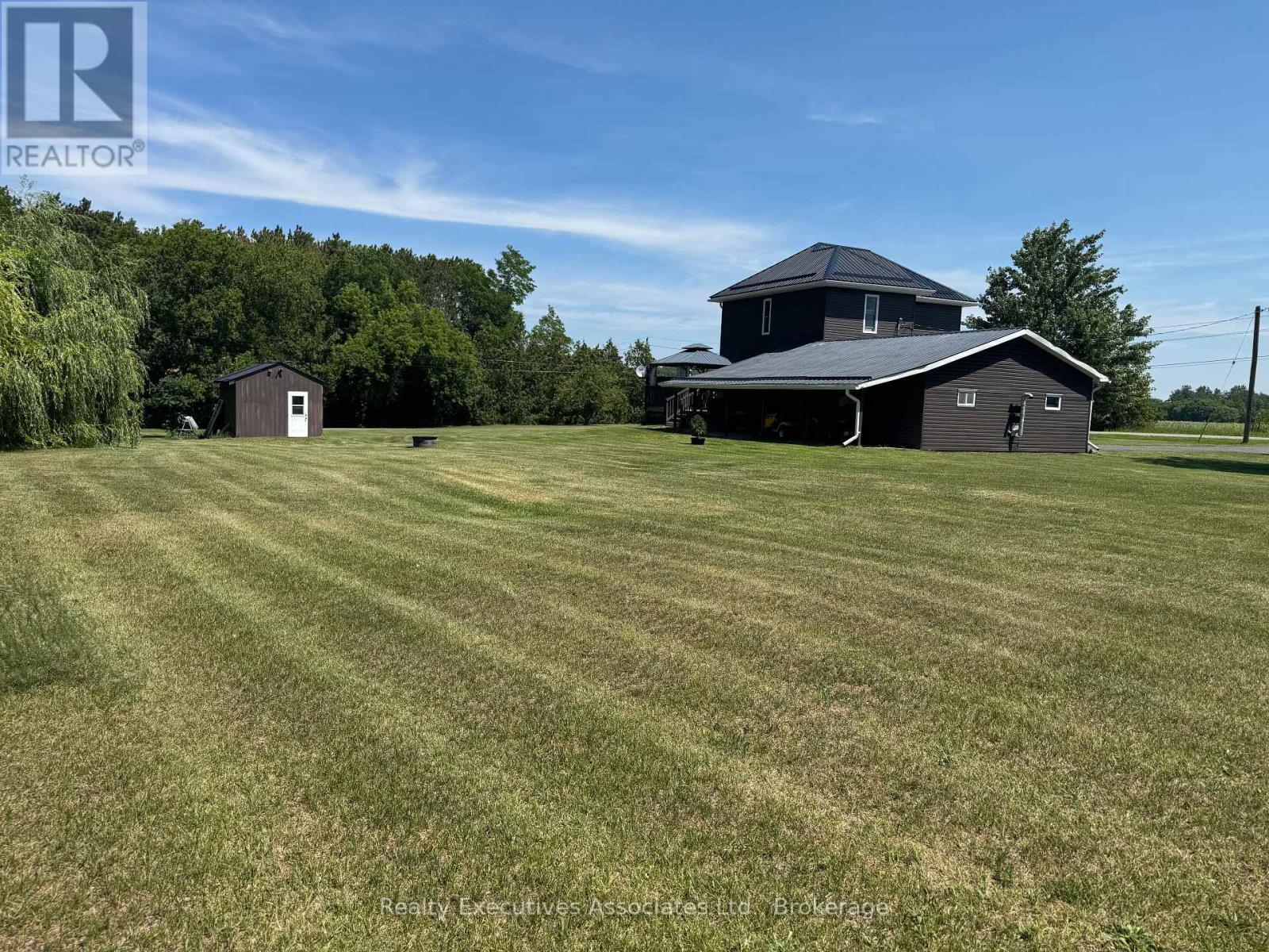108 GODOLPHIN ROAD - 31