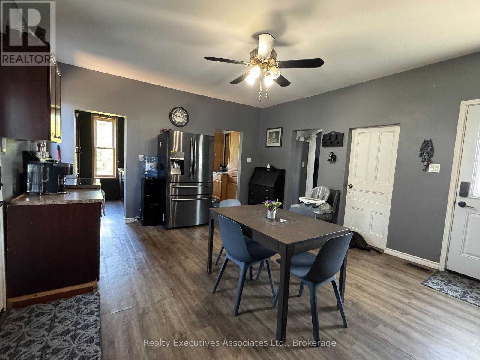 108 GODOLPHIN ROAD - 5