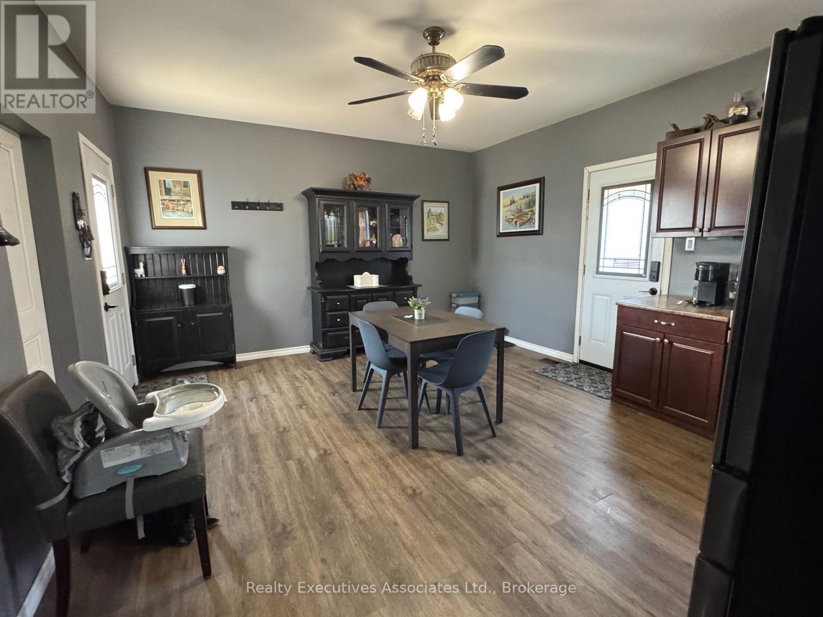 108 GODOLPHIN ROAD - 7