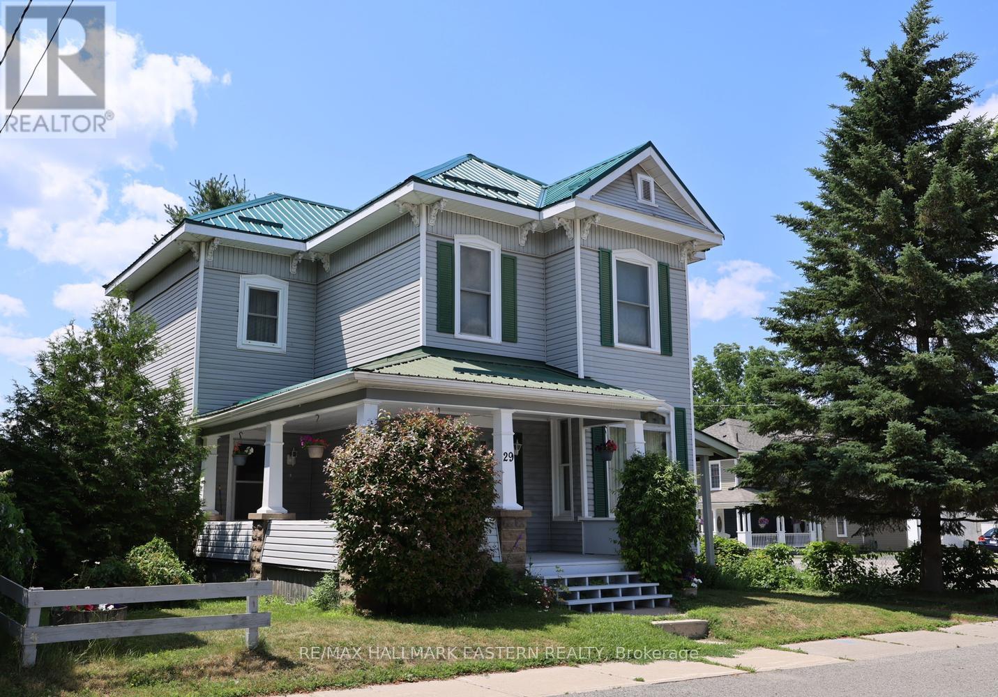 29 OAK STREET - 1