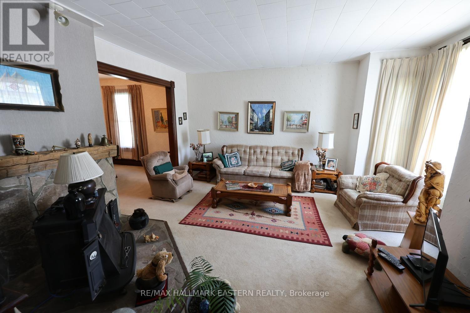 29 OAK STREET - Image 14