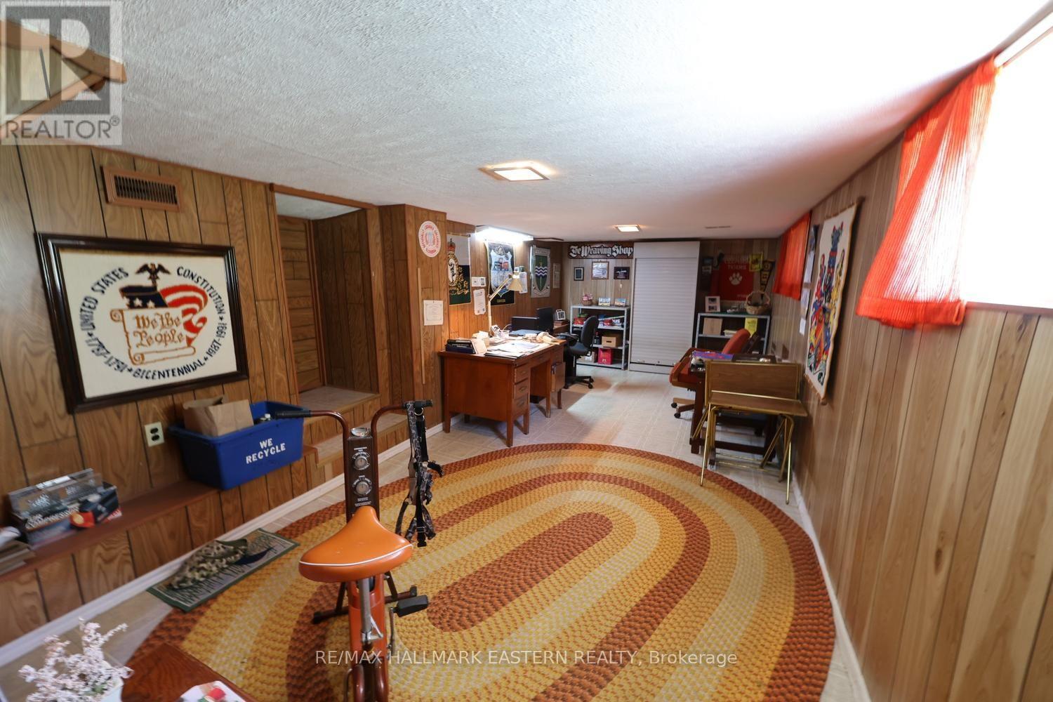 29 OAK STREET - Image 36
