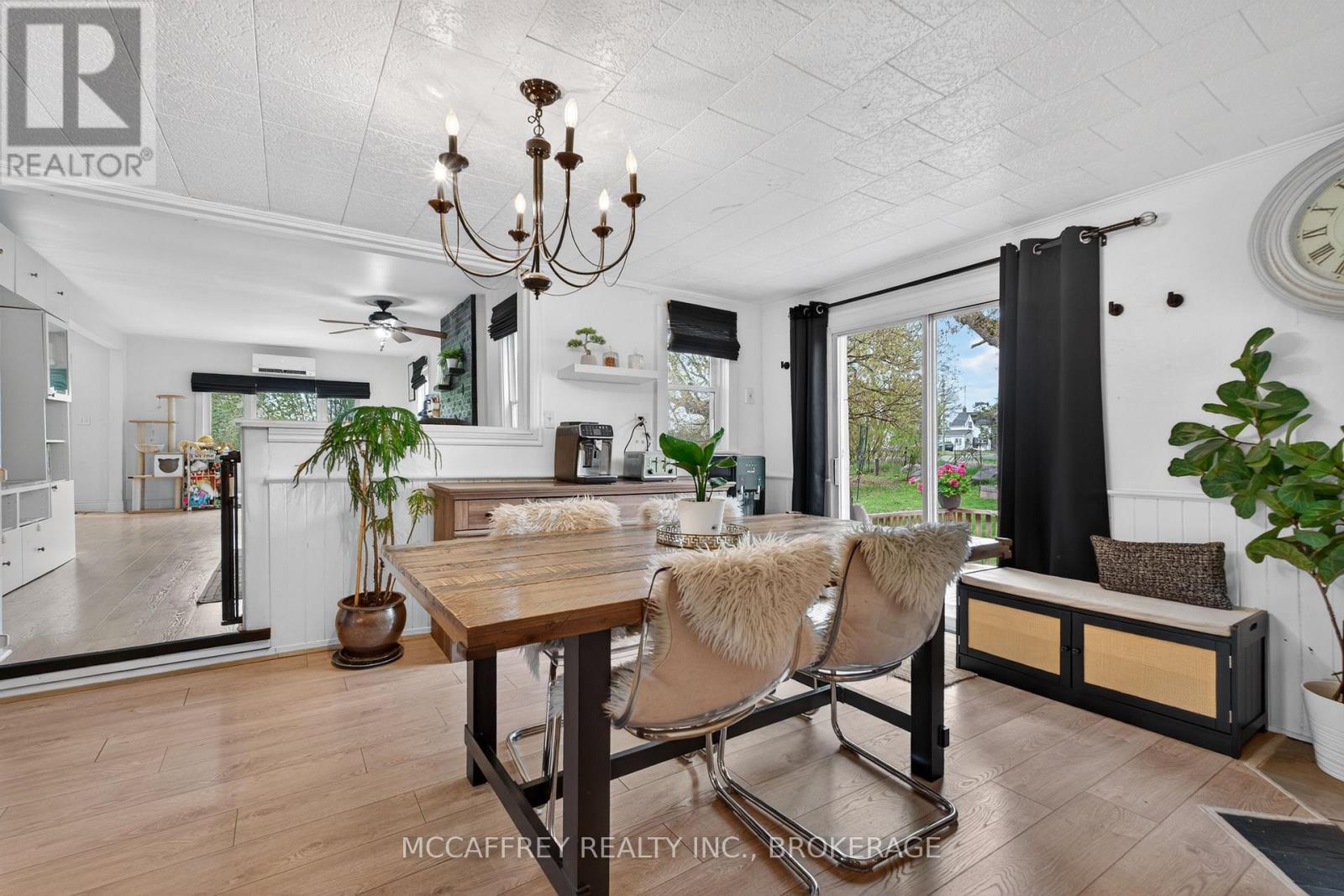 476 HOARDS ROAD - 17
