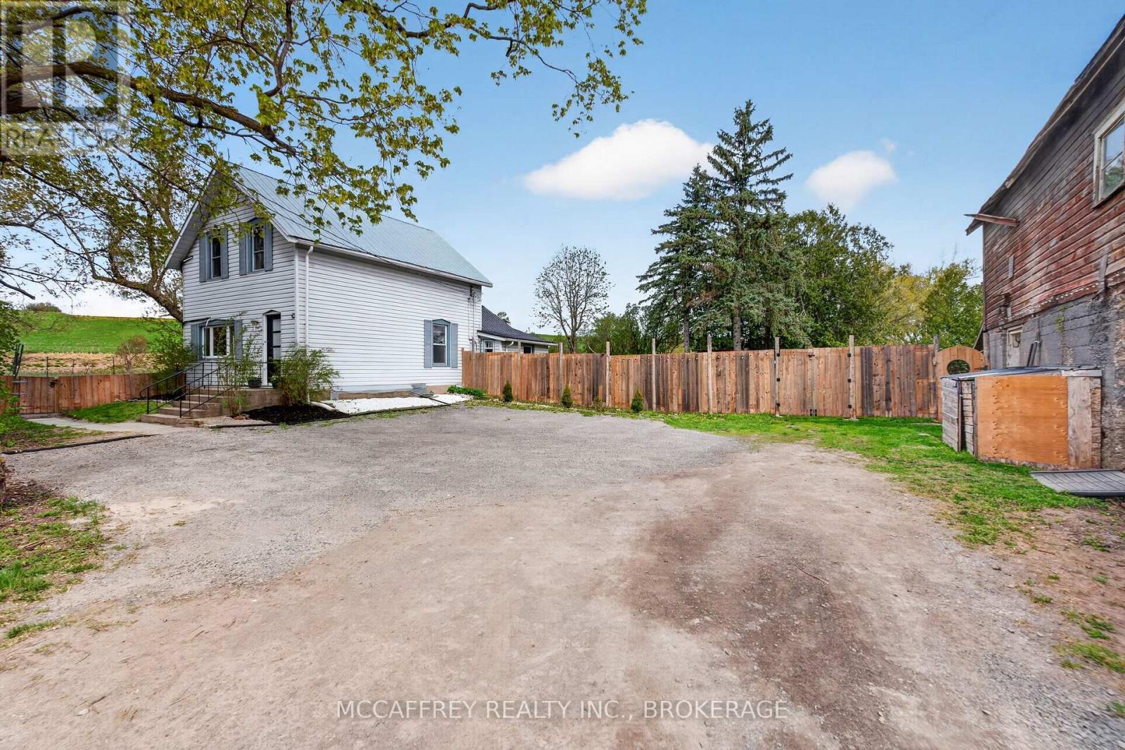 476 HOARDS ROAD - 3