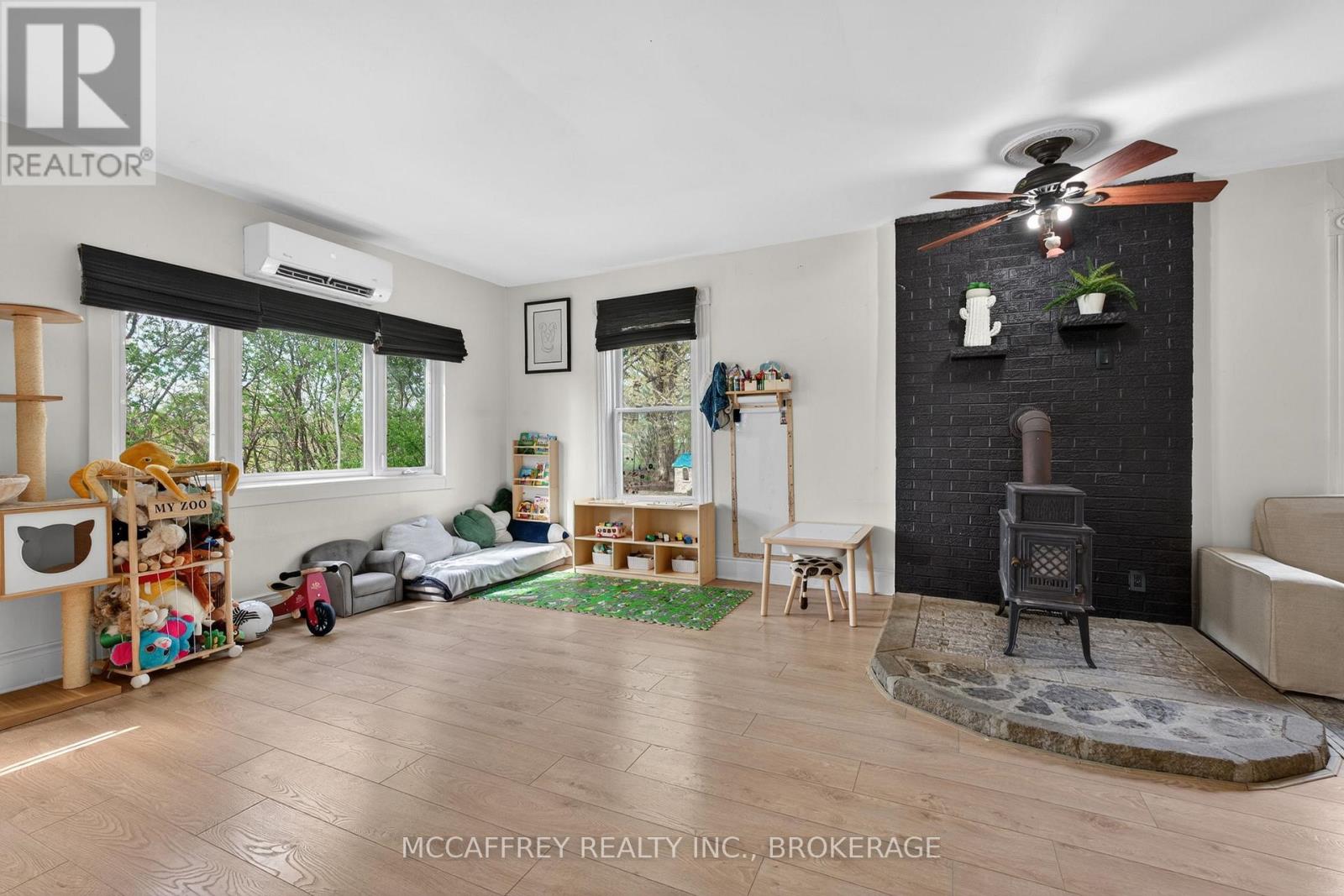 476 HOARDS ROAD - 7