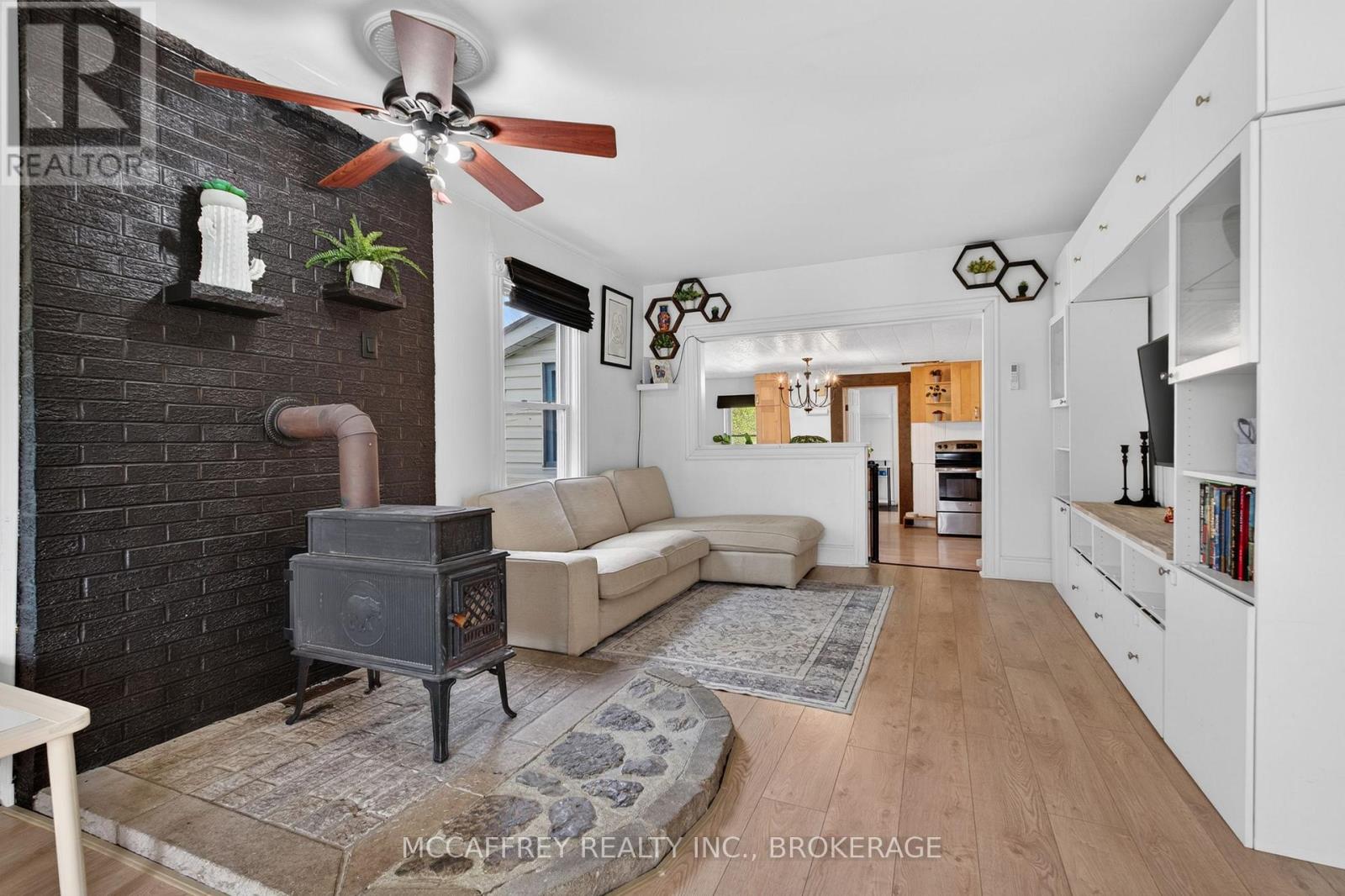 476 HOARDS ROAD - 9