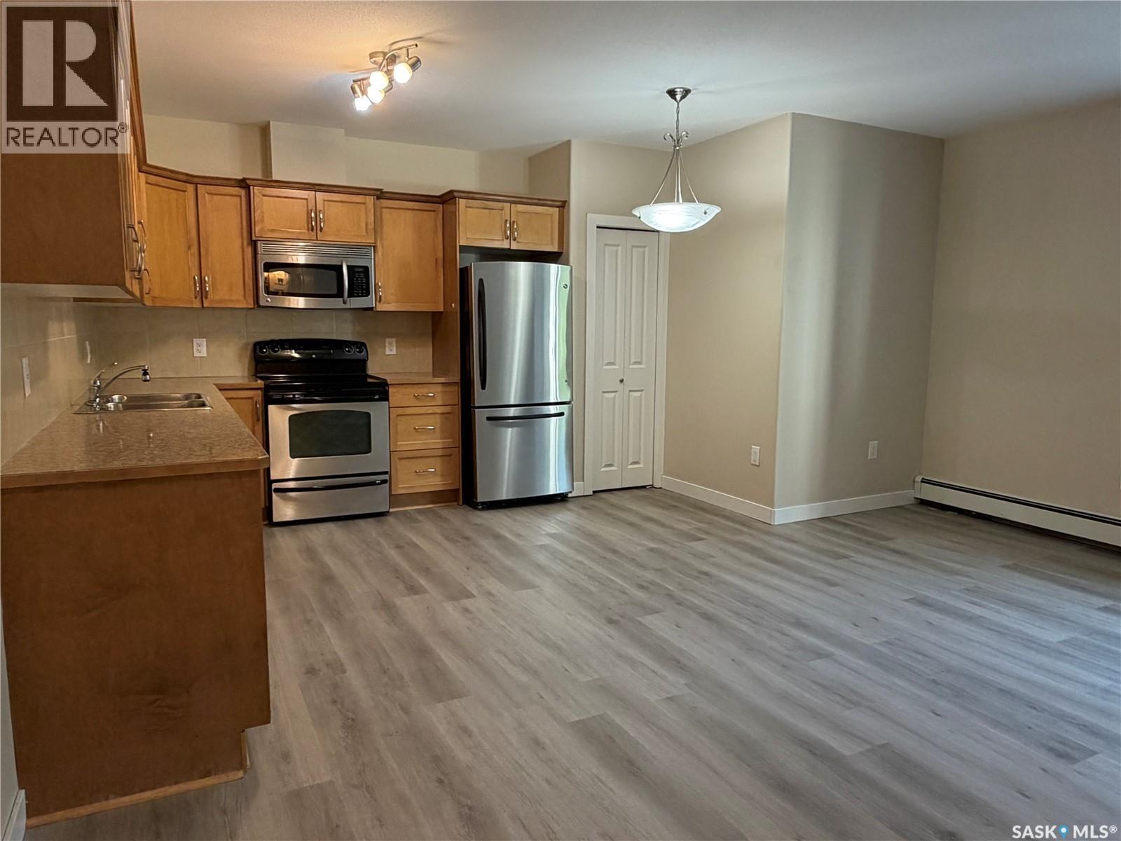 #109 302 Bemister AVENUE E - 10