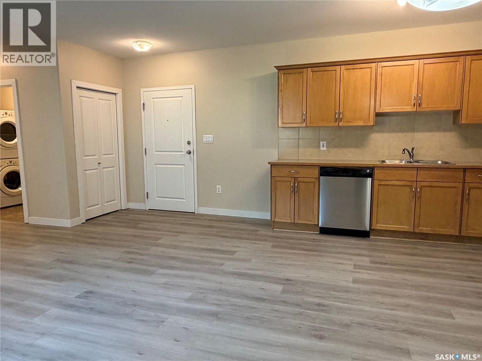 #109 302 Bemister AVENUE E - 12