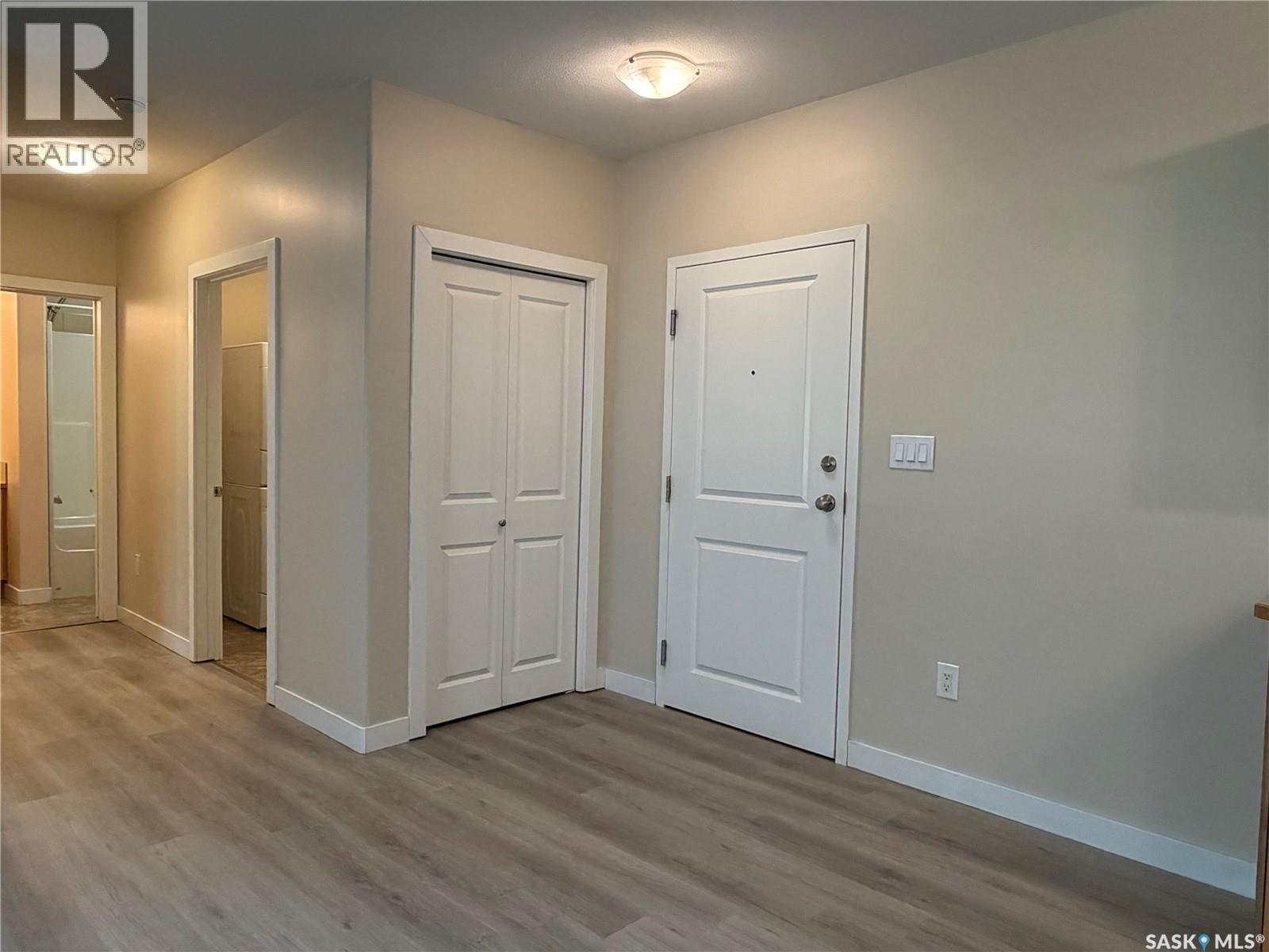#109 302 Bemister AVENUE E - 18