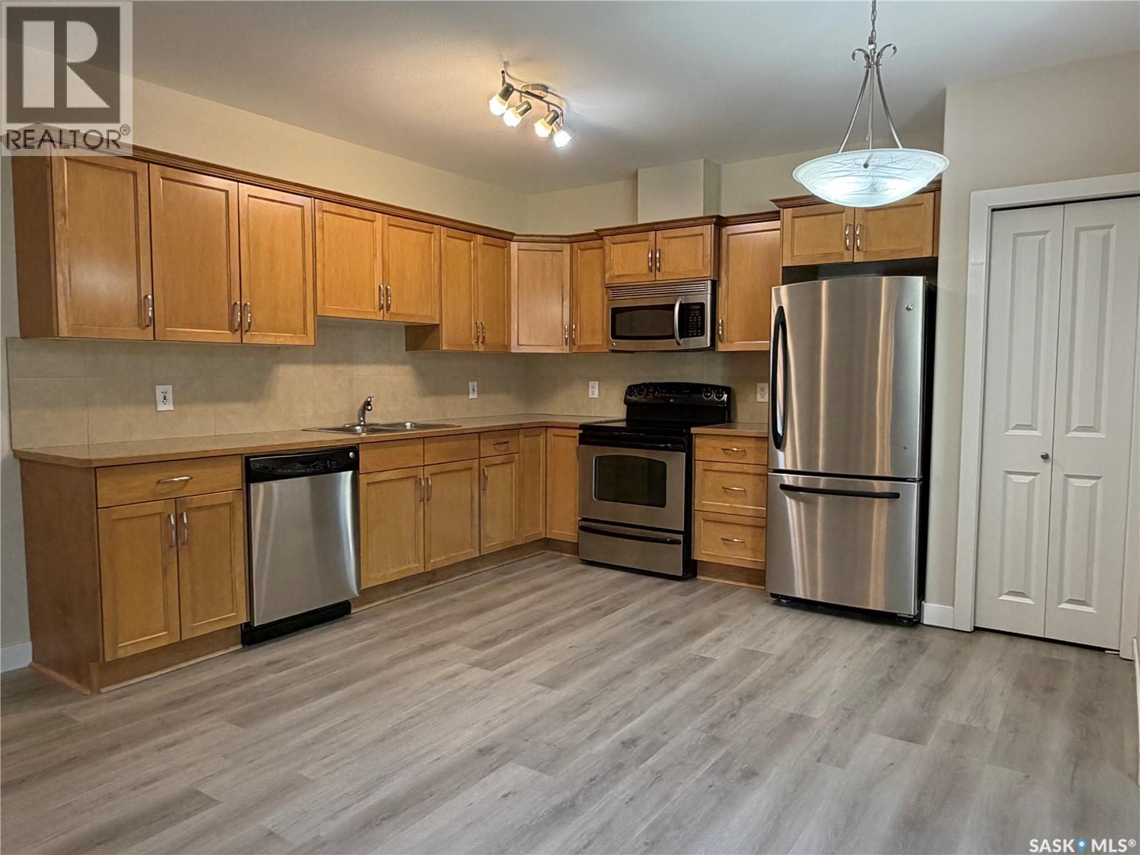 #109 302 Bemister AVENUE E - 9