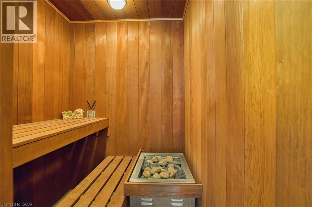 3263 GUYATT Road - 32