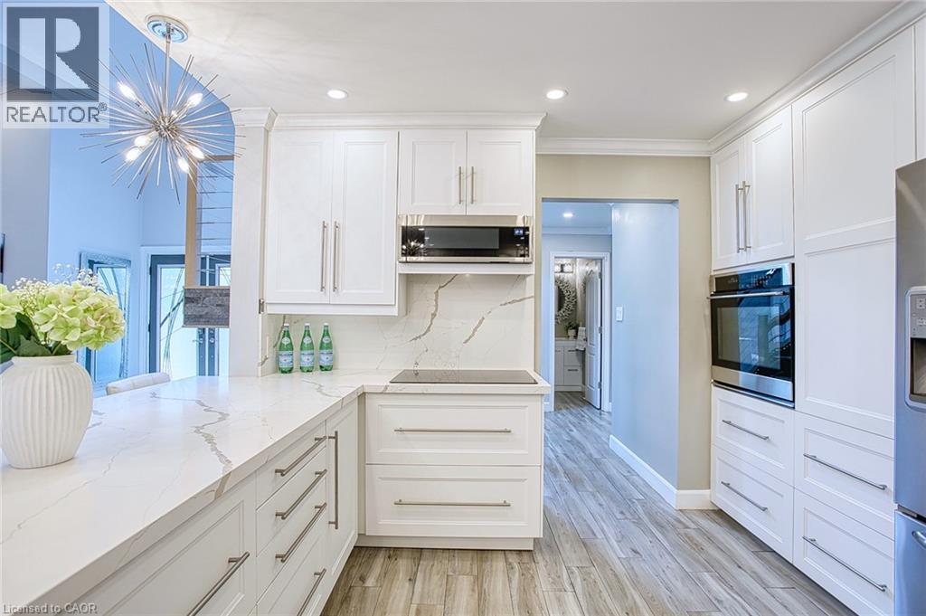 3263 GUYATT Road - 11