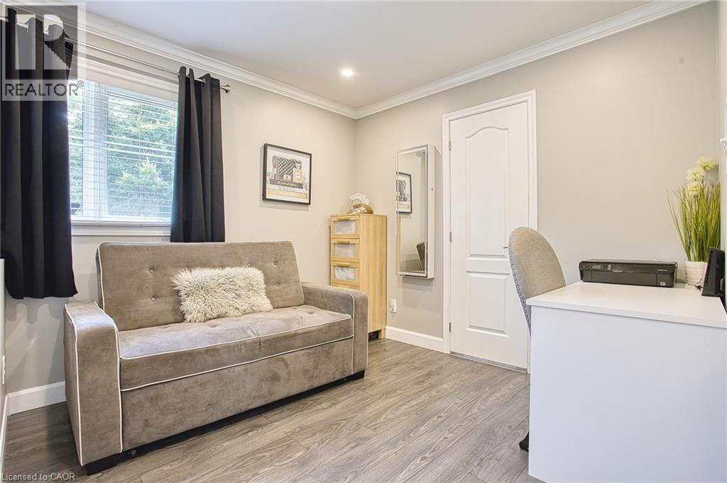 3263 GUYATT Road - 24