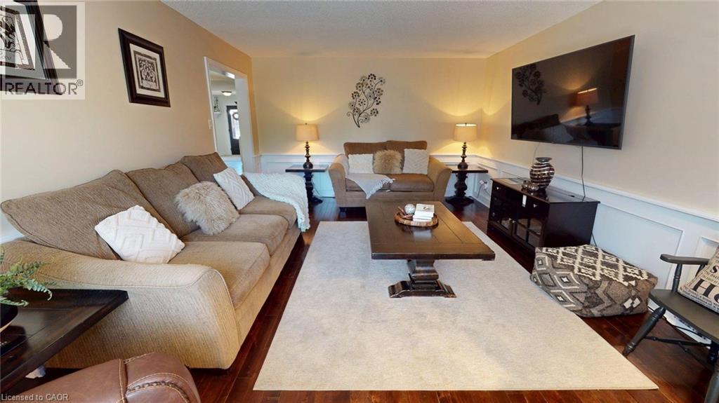 39 FALCON Court - Image 7