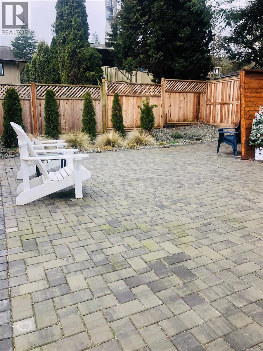 1321 Finlayson St - 21