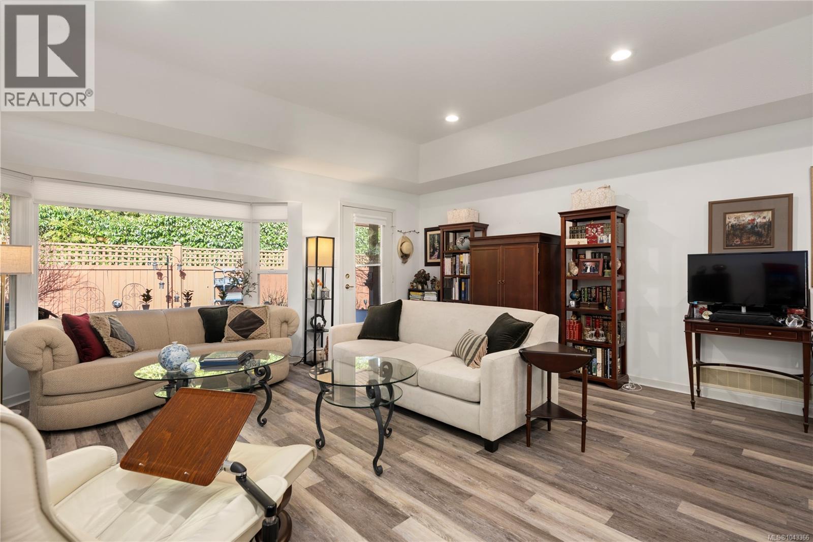 2 850 Arbutus St, Qualicum Beach