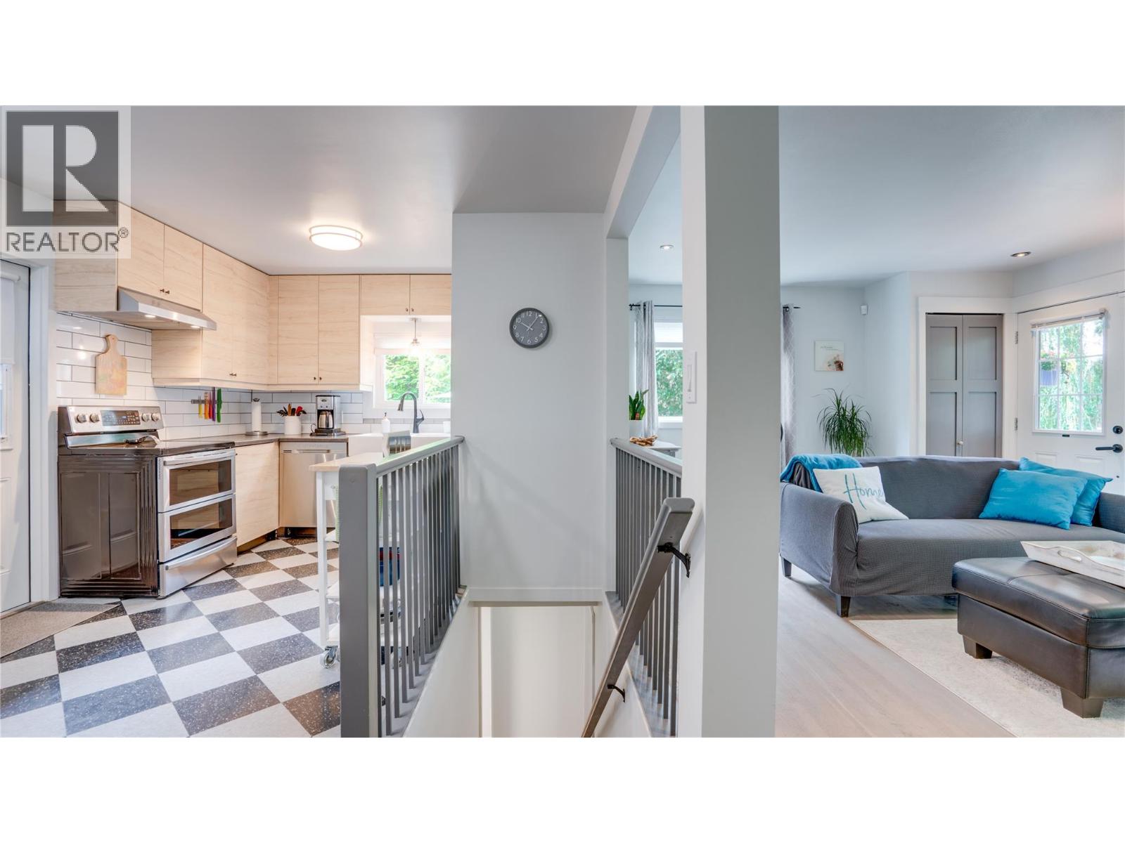 4601 17 Street - 5