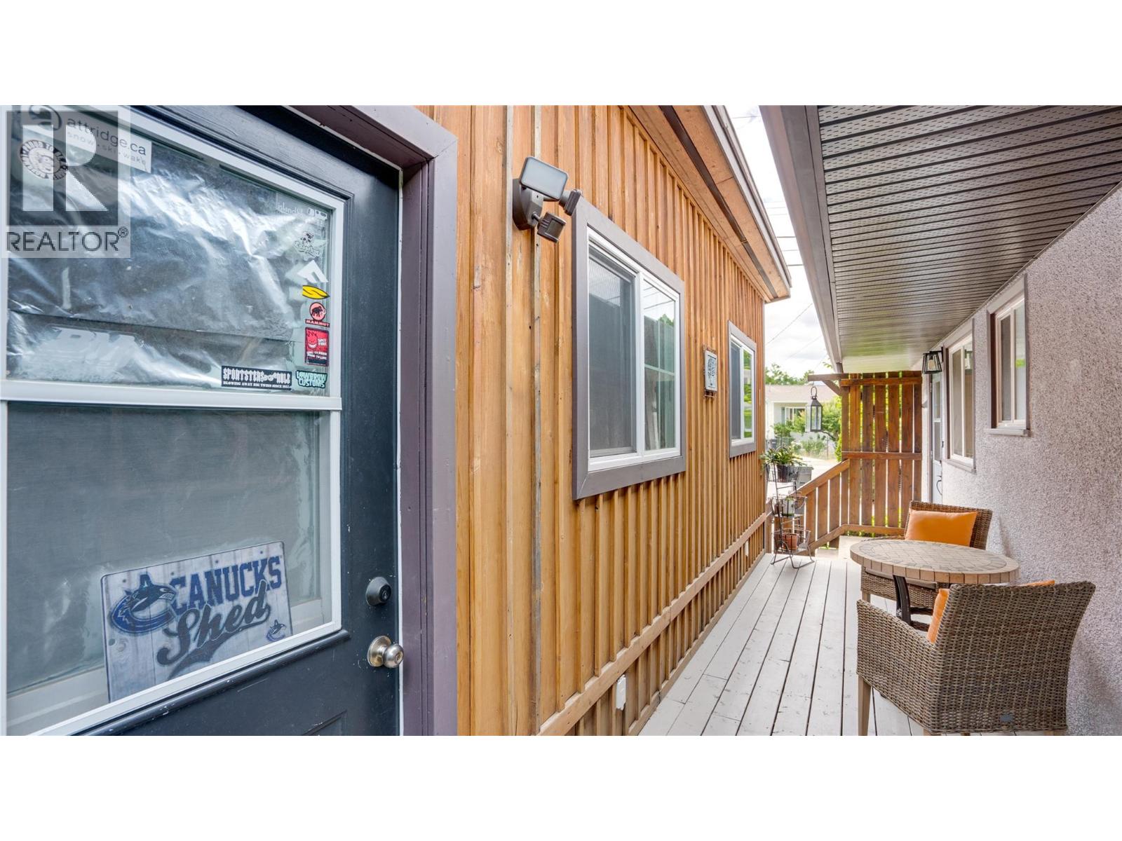 4601 17 Street - 27