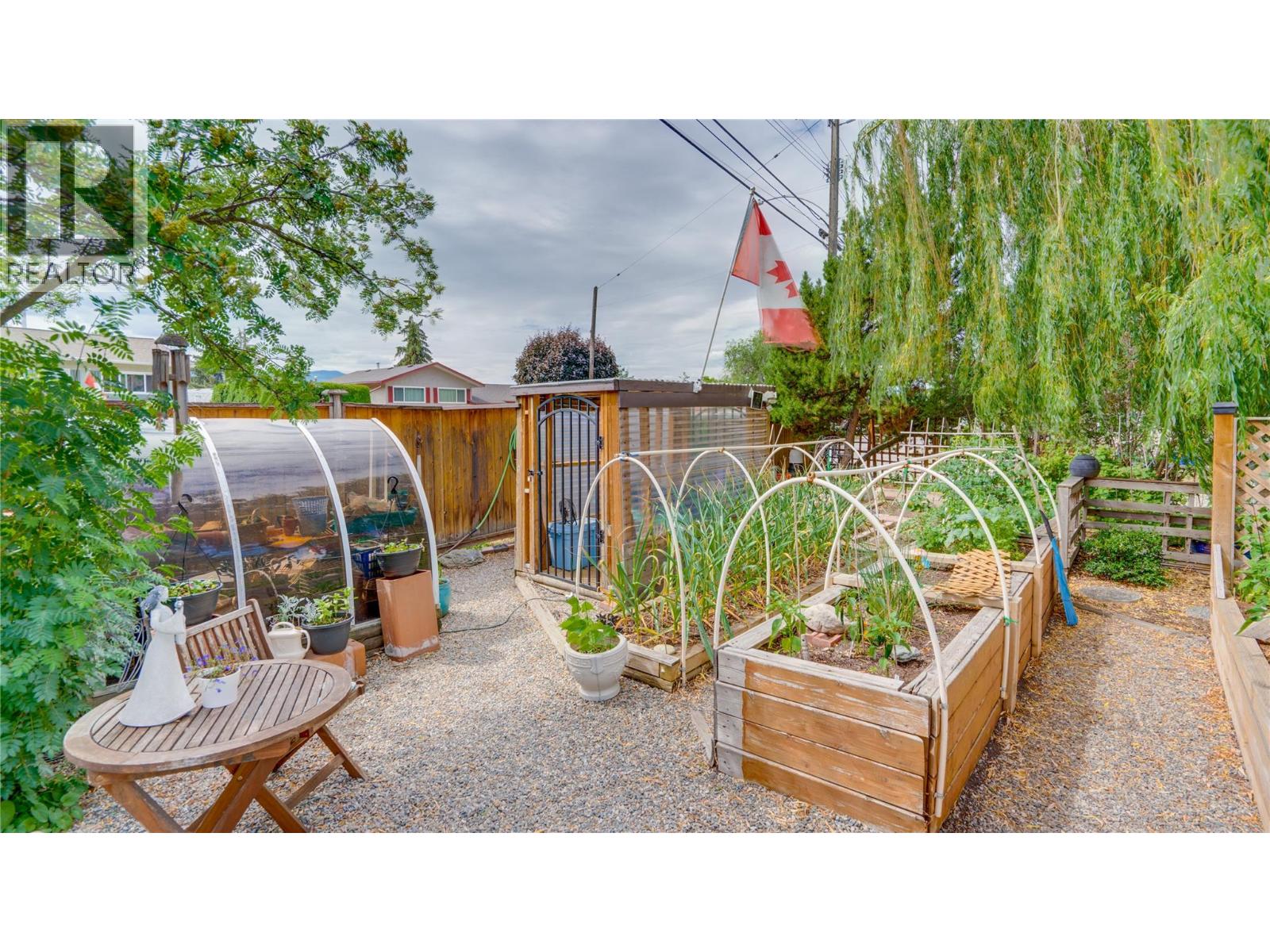 4601 17 Street - 34